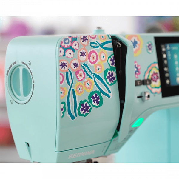 Швейная машина Bernina 475 QE Kaffe Edition